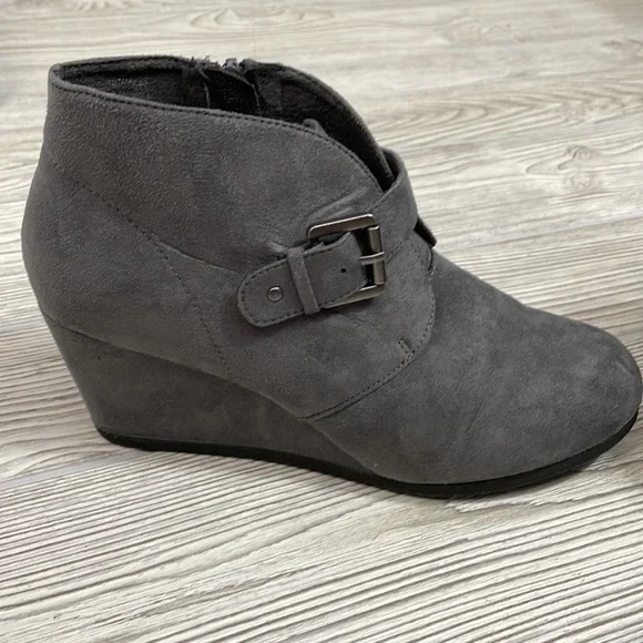 Maurices Shoes Maurices Dakotah Wedge Boots Poshmark